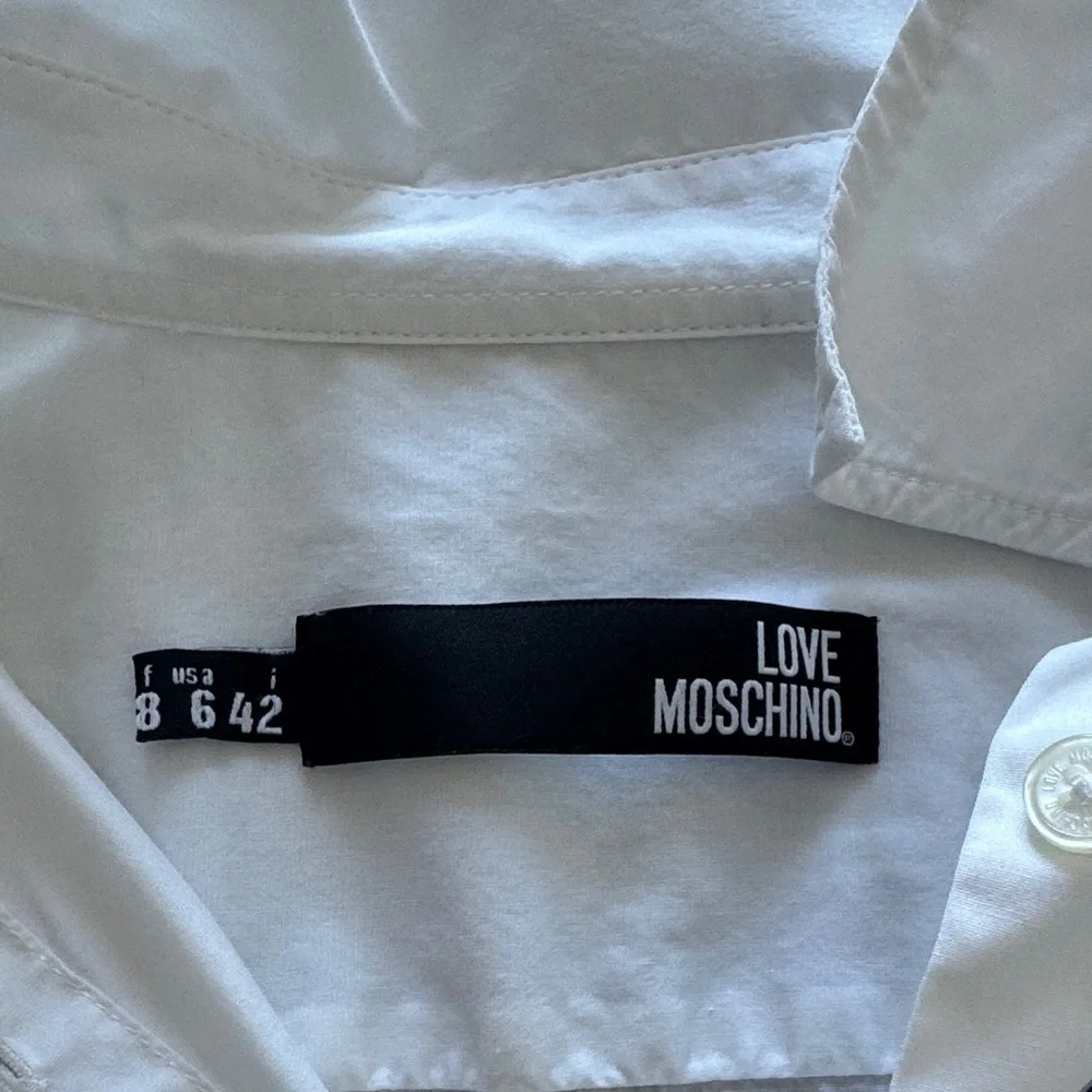 Moschino White Long Sleeve Shirt with Blue Accents - Picture 4 of 4